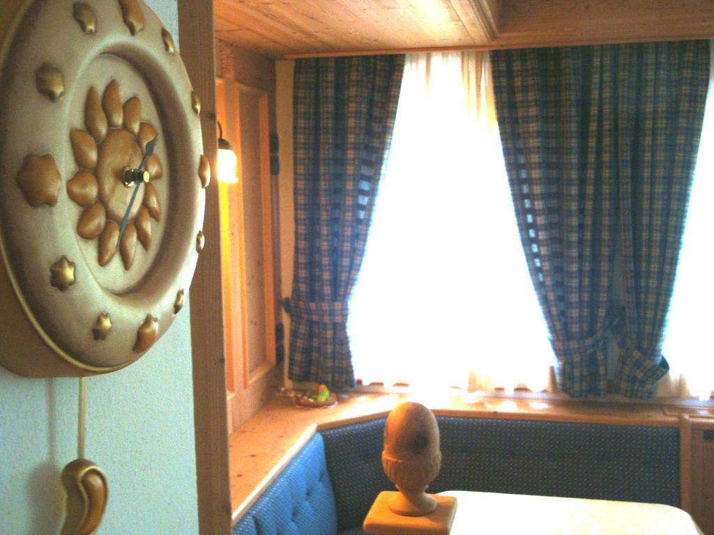 לינה וארוחת בוקר Breguzzo Agritur Cornasest מראה חיצוני תמונה