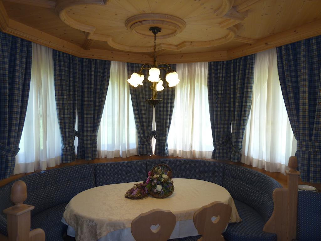 לינה וארוחת בוקר Breguzzo Agritur Cornasest מראה חיצוני תמונה