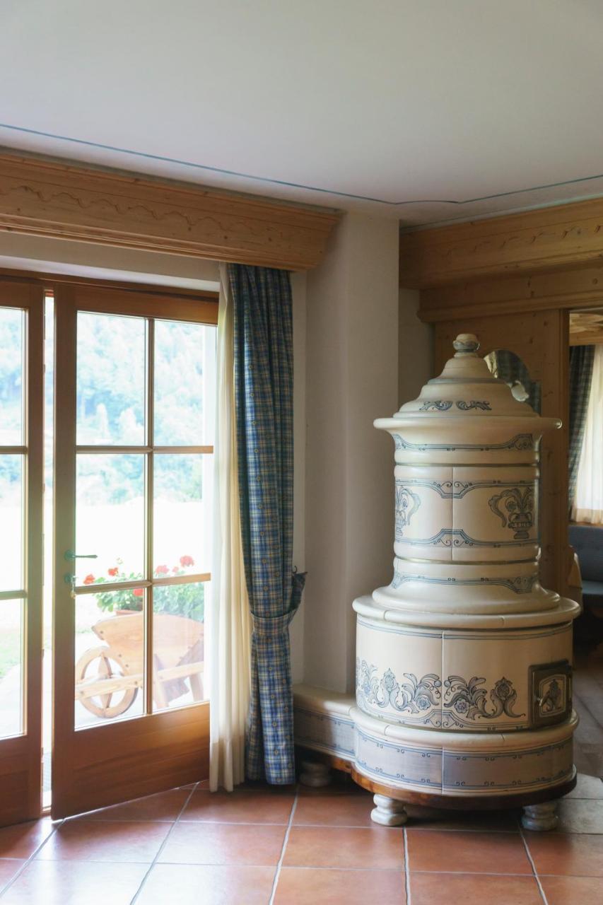 לינה וארוחת בוקר Breguzzo Agritur Cornasest מראה חיצוני תמונה