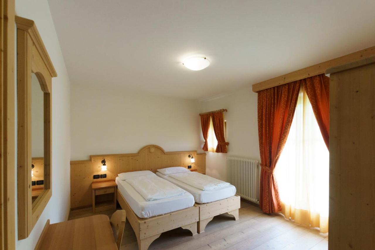 לינה וארוחת בוקר Breguzzo Agritur Cornasest מראה חיצוני תמונה