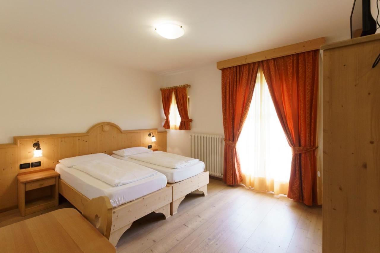 לינה וארוחת בוקר Breguzzo Agritur Cornasest מראה חיצוני תמונה